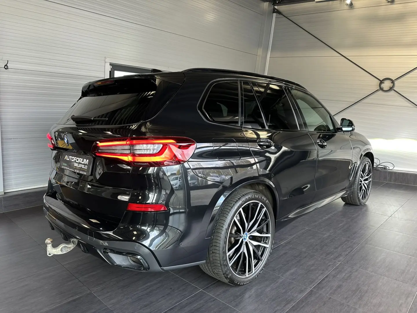 X5 xDrive45e M Sport Fond-Entert. Pano AHK LM22