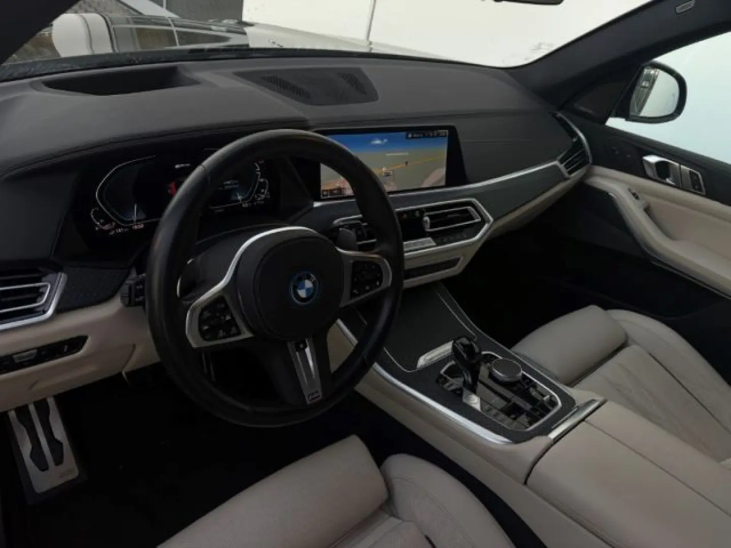 X5 xDrive 45e M-Sport Sportpaket HUD Luftfederun