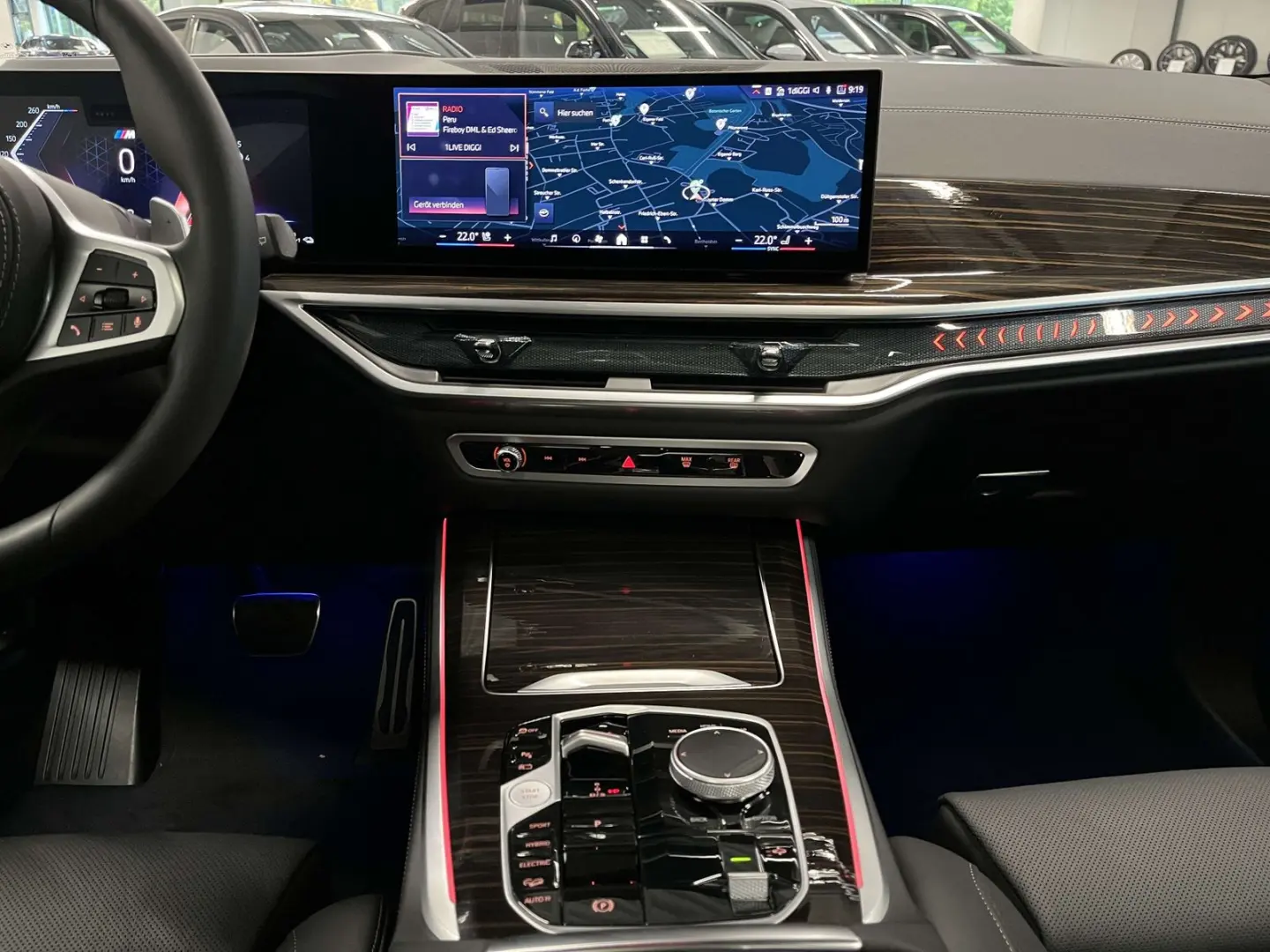 X5 xDrive50e M Sport HUD PANO ACC AHK 360 KAM