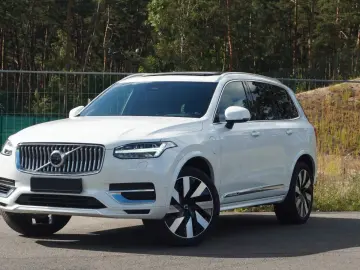 XC90 T8 Plus Bright Hybrid AWD Pano 360  ACC TWA