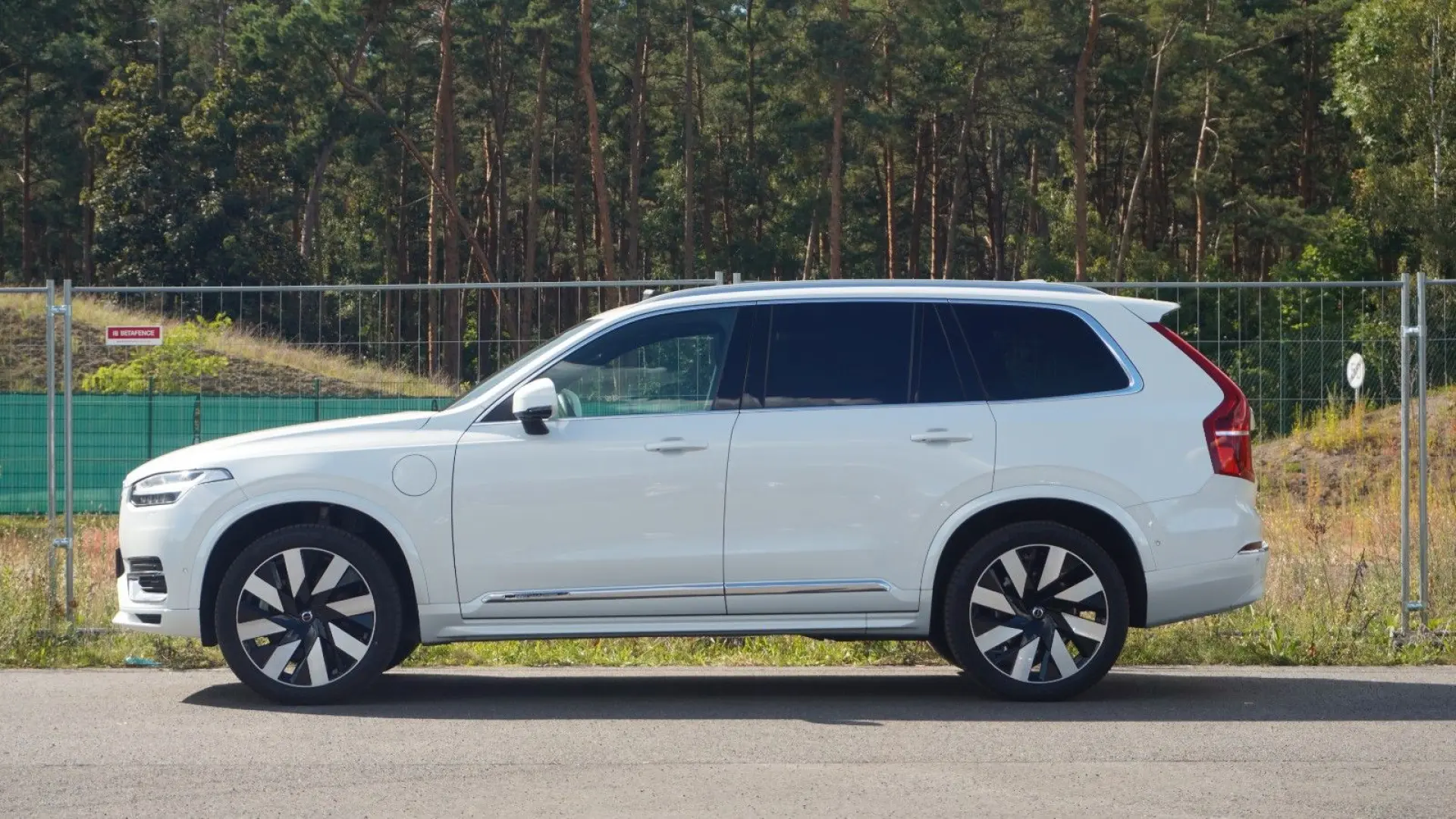 XC90 T8 Plus Bright Hybrid AWD Pano 360  ACC TWA