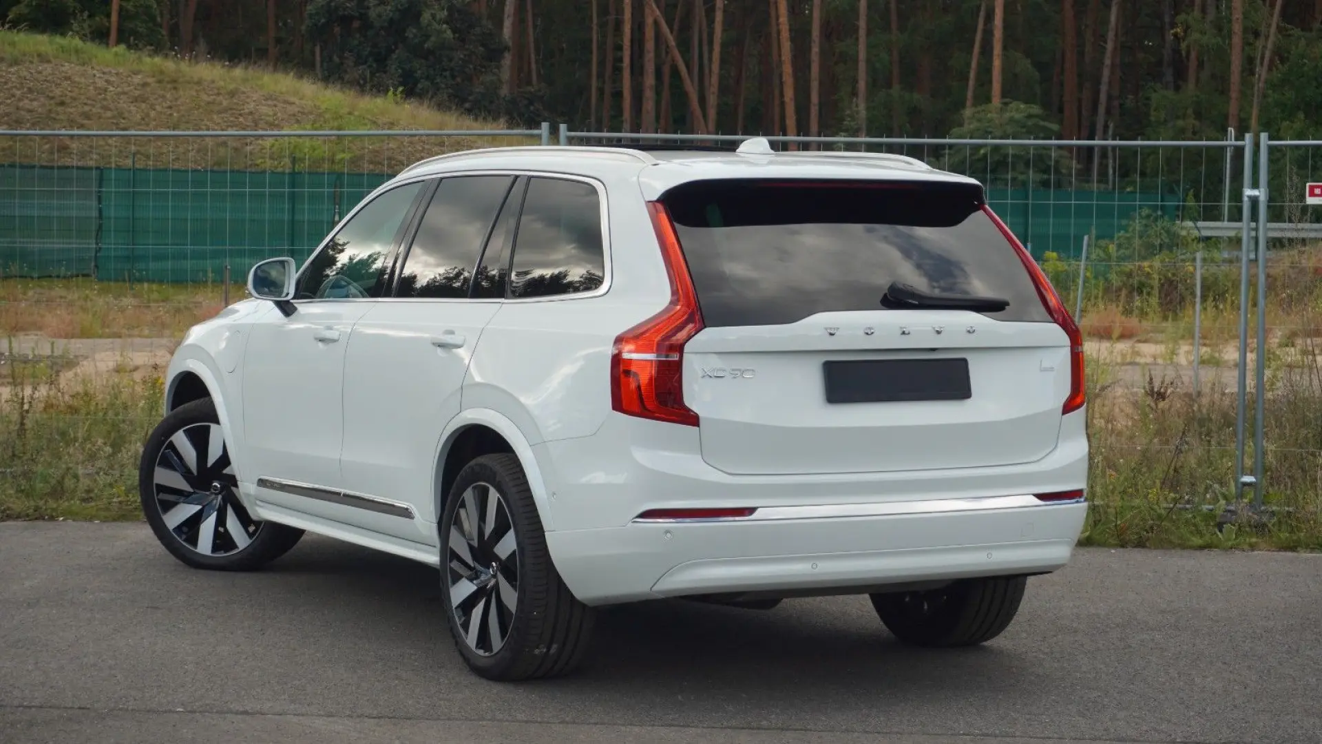 XC90 T8 Plus Bright Hybrid AWD Pano 360  ACC TWA
