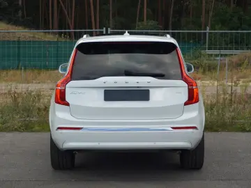 XC90 T8 Plus Bright Hybrid AWD Pano 360  ACC TWA