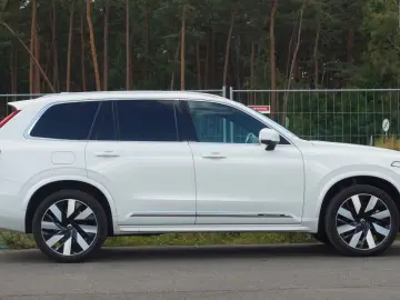XC90 T8 Plus Bright Hybrid AWD Pano 360  ACC TWA