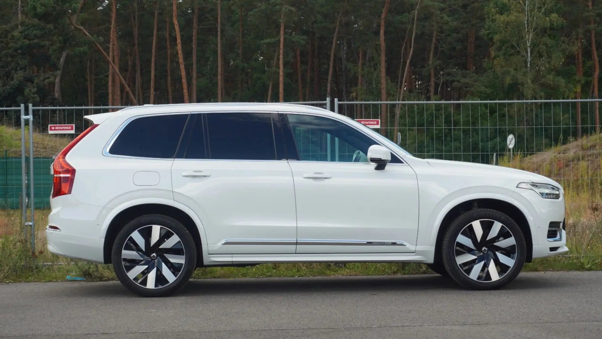 XC90 T8 Plus Bright Hybrid AWD Pano 360  ACC TWA