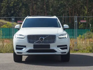 XC90 T8 Plus Bright Hybrid AWD Pano 360  ACC TWA