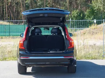 XC90 Plus Bright Hybrid AWD Pano 360 HuD TWA ACC