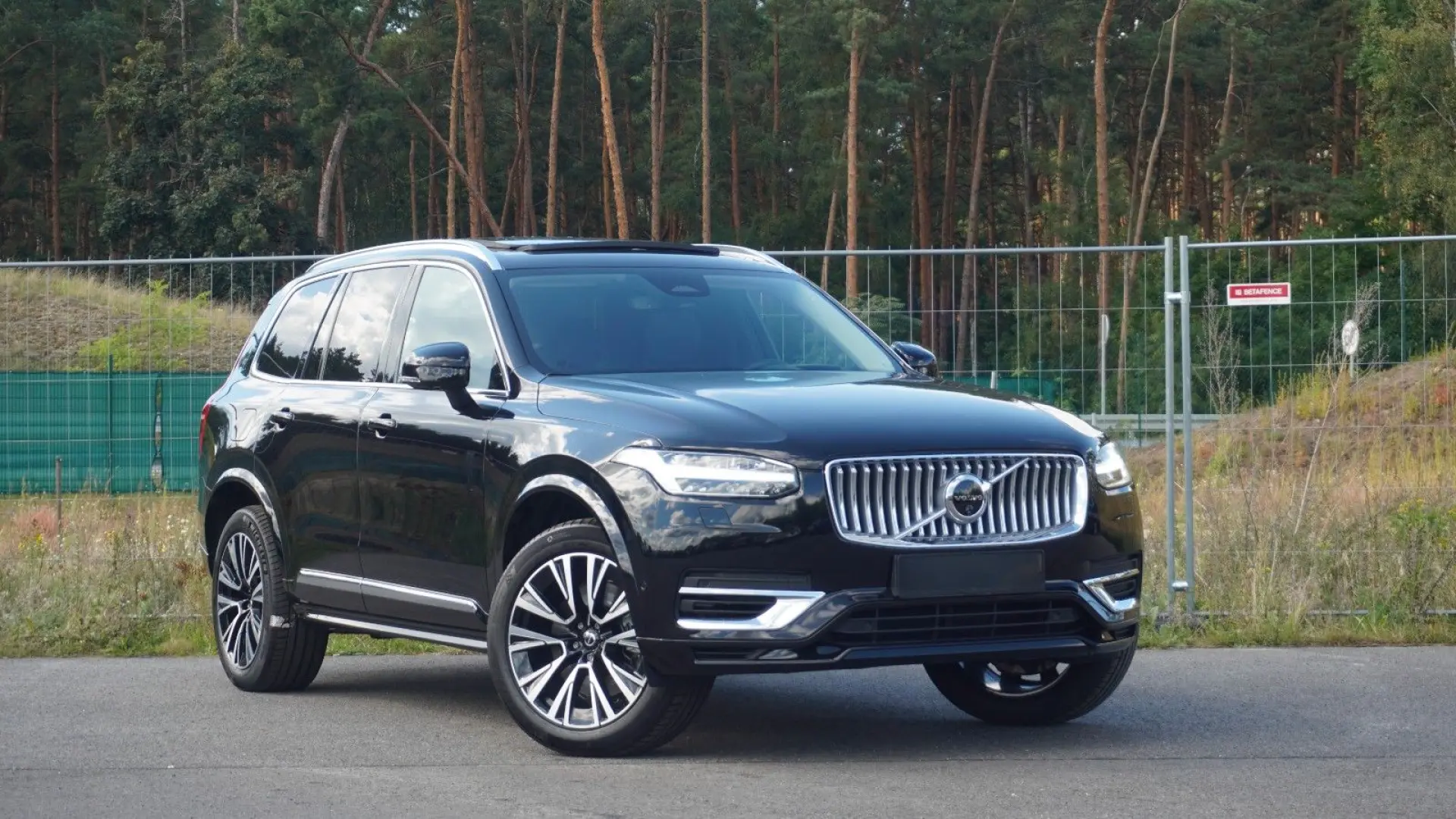 XC90 Plus Bright Hybrid AWD Pano 360 HuD TWA ACC