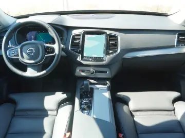 XC90 Plus Bright Hybrid AWD Pano 360 HuD TWA ACC