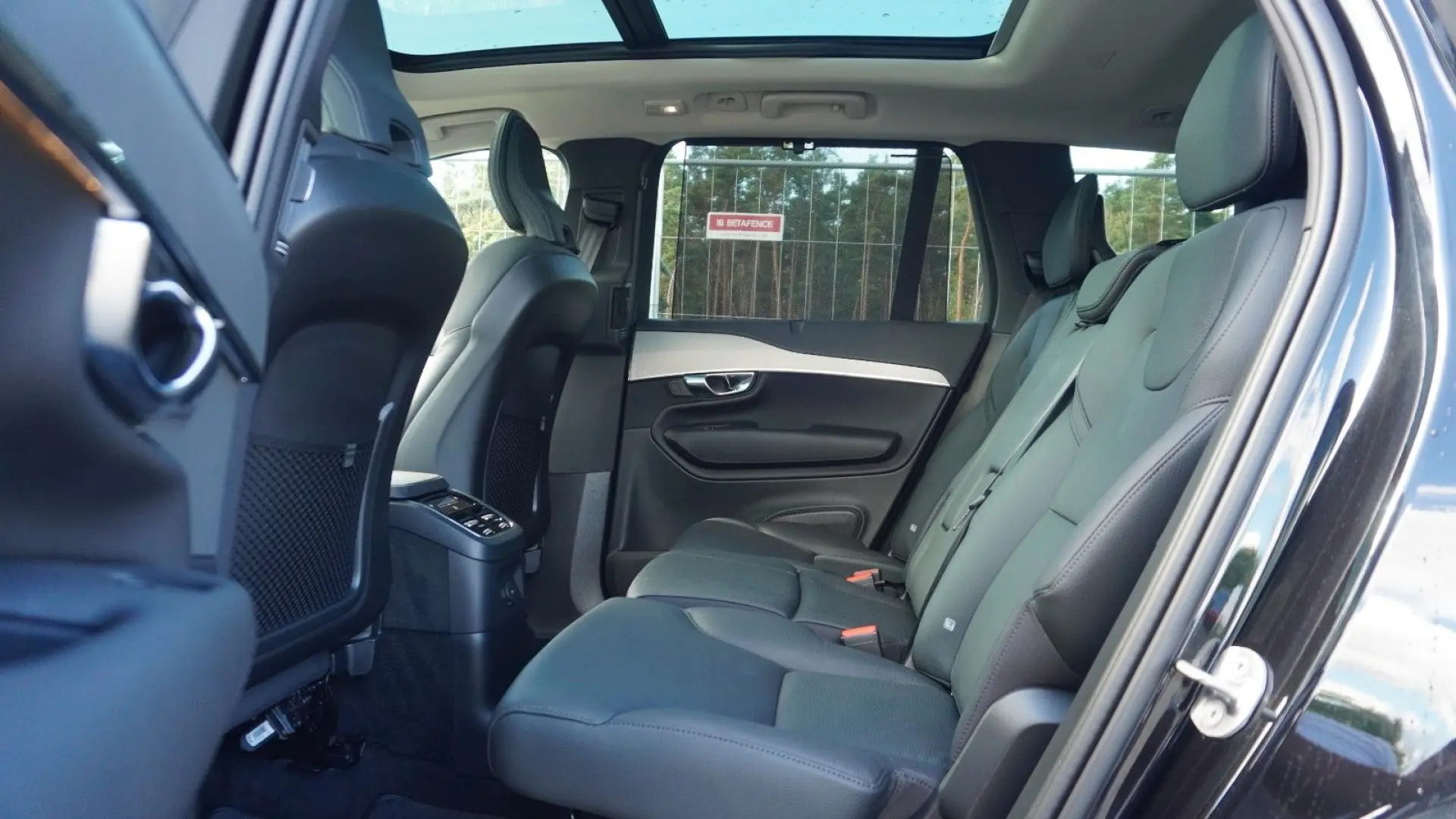 XC90 Plus Bright Hybrid AWD Pano 360 HuD TWA ACC