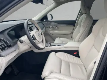 XC90 T8 AWD Core Automatik 7-Sitzer  ACC BLIS