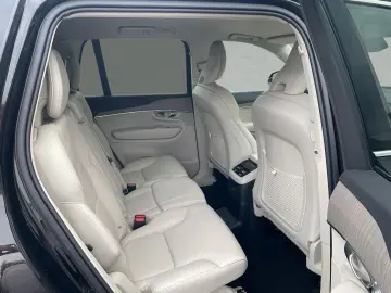 XC90 T8 AWD Core Automatik 7-Sitzer  ACC BLIS