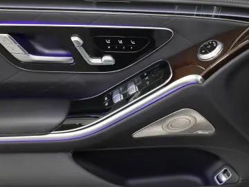 S 500 4M AMG Line Exklusivp Chauffeurp Pano Dist