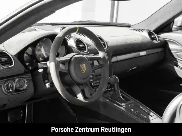 Cayman 718 GT4 RS Überrollkäfig Sportabgasanlage