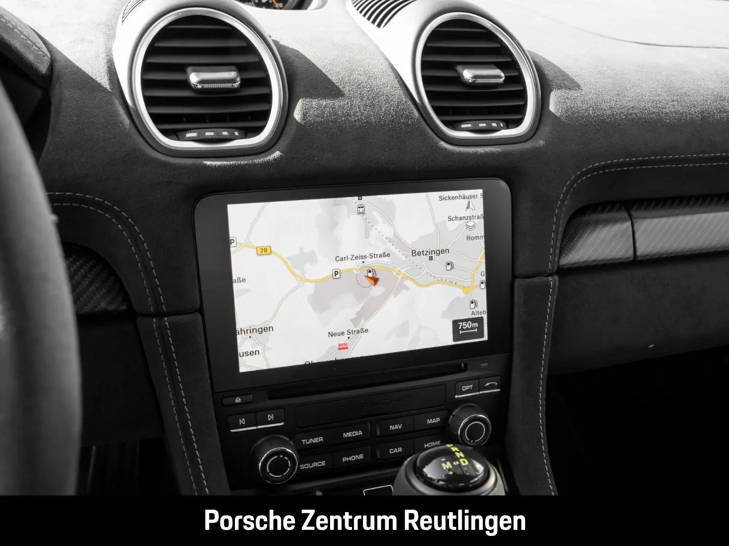 Cayman 718 GT4 RS Überrollkäfig Sportabgasanlage