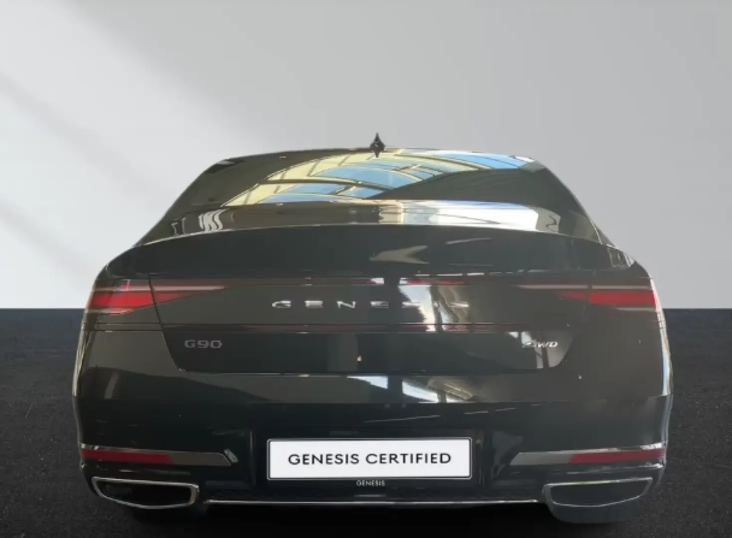 Genesis G90 3.5L Luxury Plus