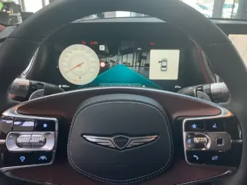 Genesis G90 3.5L Luxury Plus