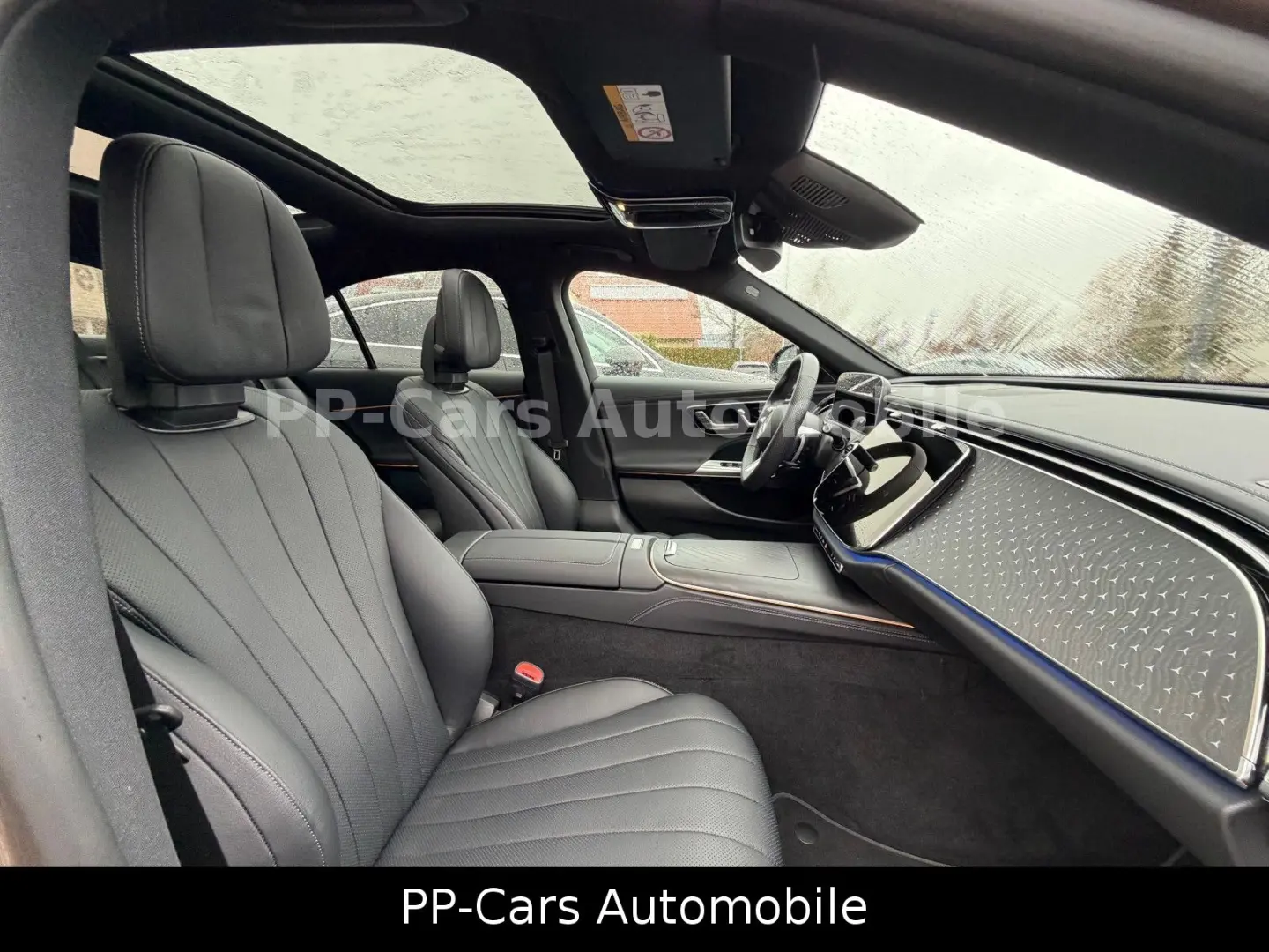 E 300de AMG PREMIUM PANO Massage HaL HuD NP100t€