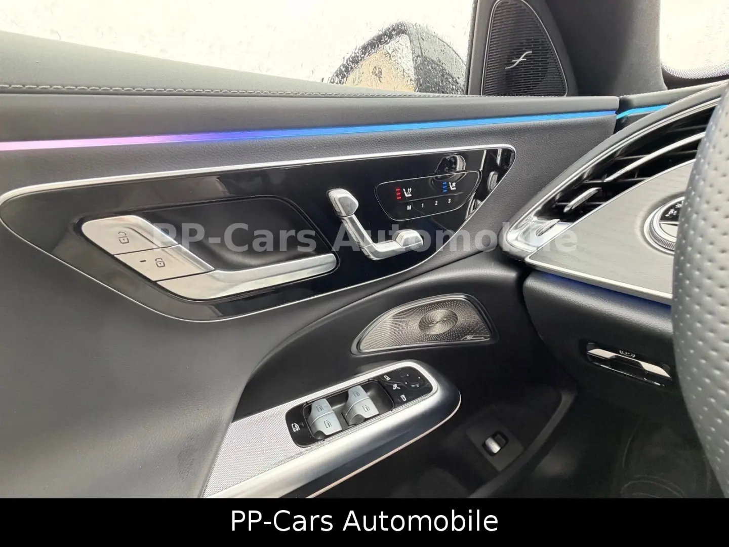 E 300de AMG PREMIUM PANO Massage HaL HuD NP100t€