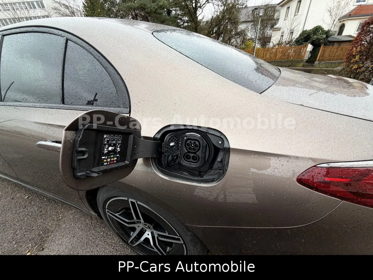 E 300de AMG PREMIUM PANO Massage HaL HuD NP100t€