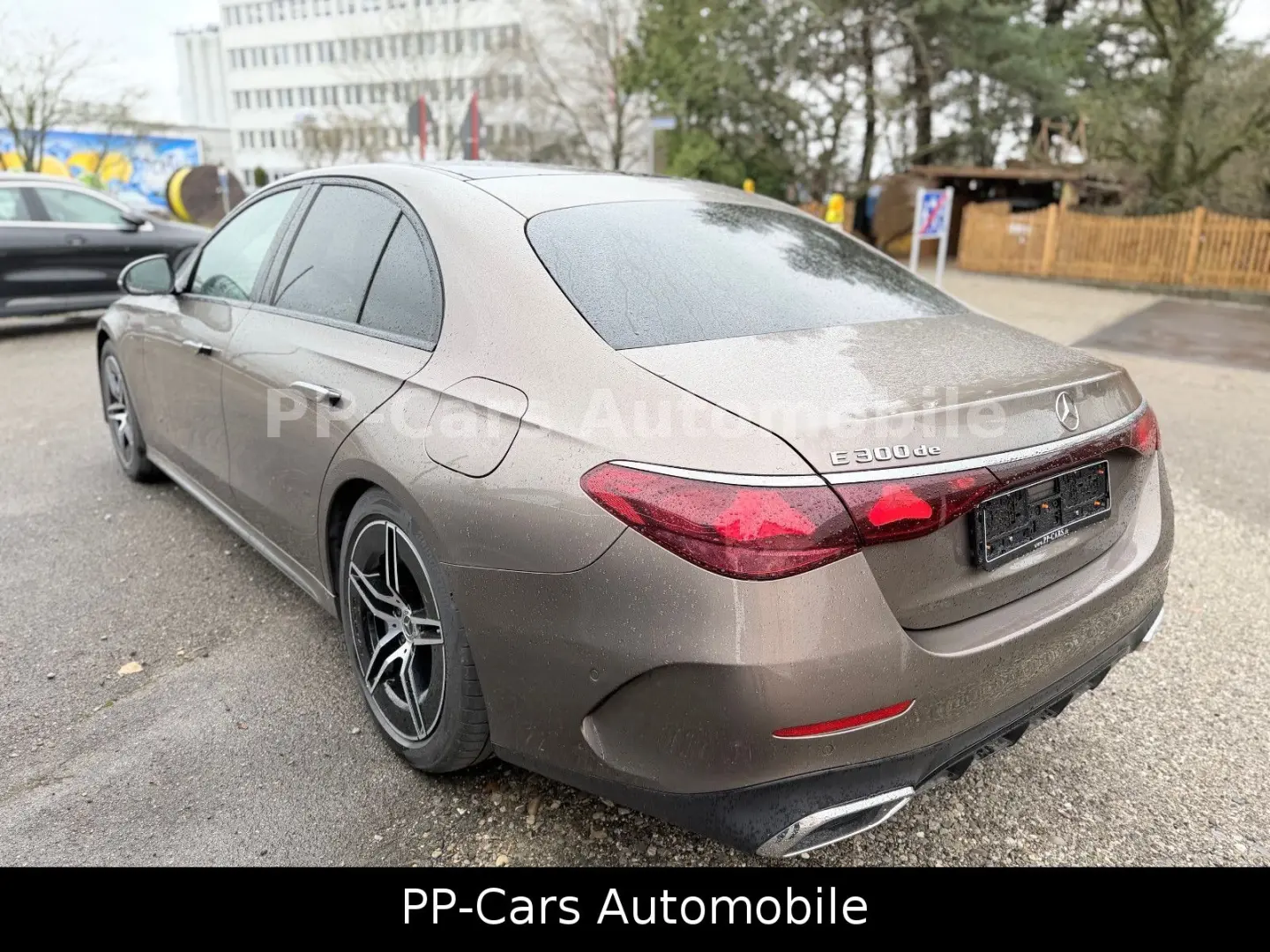 E 300de AMG PREMIUM PANO Massage HaL HuD NP100t€