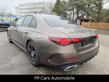 E 300de AMG PREMIUM PANO Massage HaL HuD NP100t€