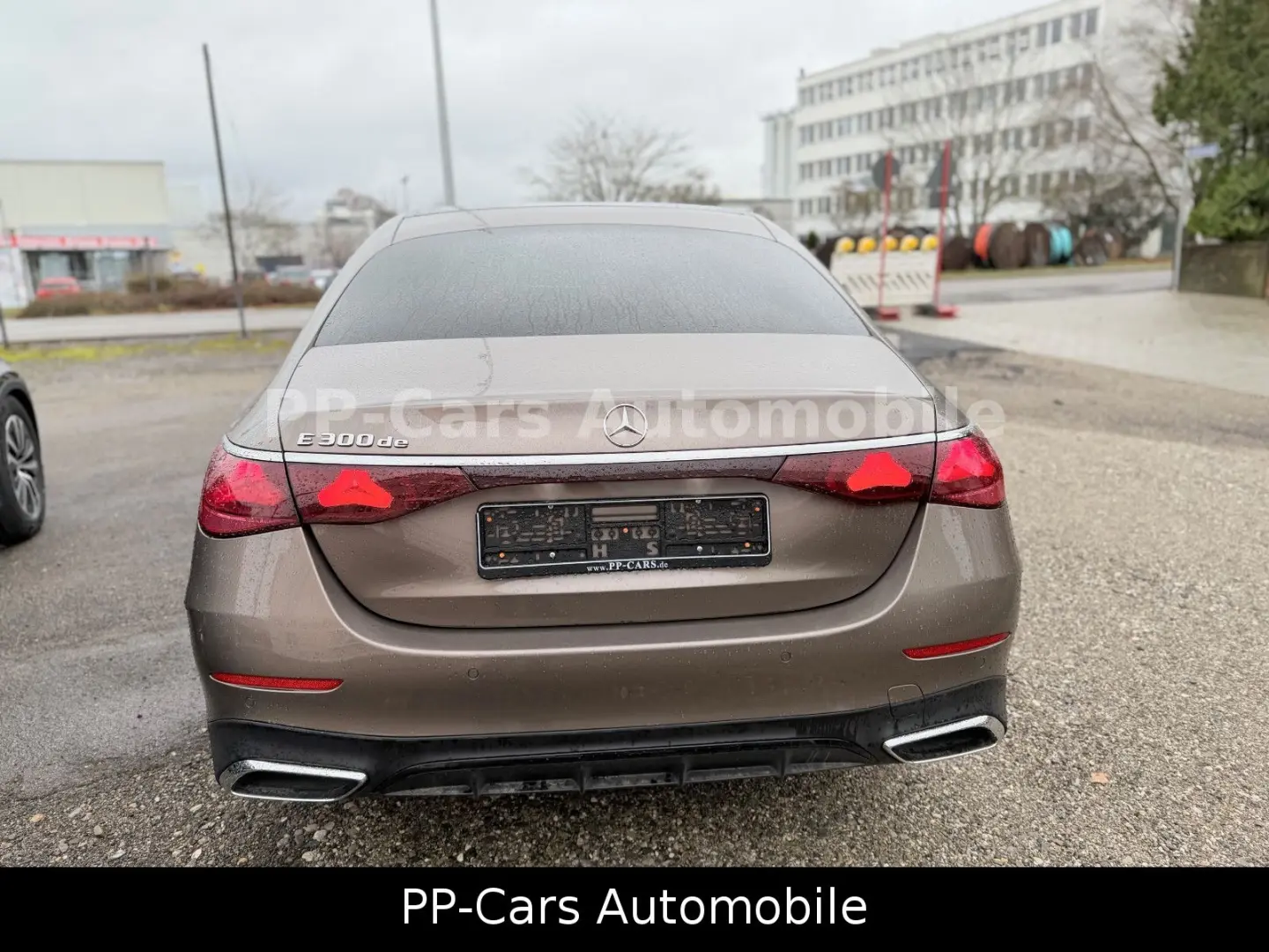 E 300de AMG PREMIUM PANO Massage HaL HuD NP100t€