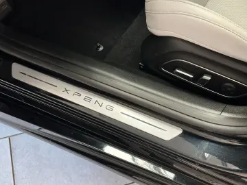 XPENG P7 AWD