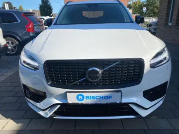 XC90 T8 Plus Dark Recharge Plug-In Hybrid Twin E