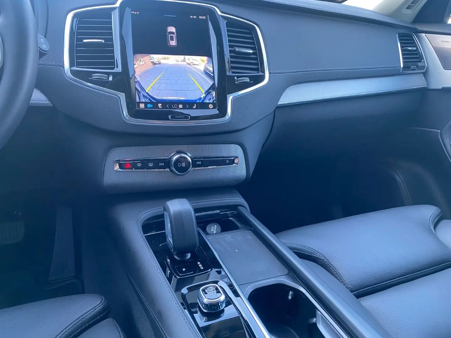 XC90 T8 Plus Dark Recharge Plug-In Hybrid Twin E