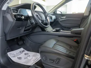 Audi E-TRON 50