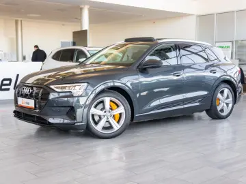 Audi E-TRON 50