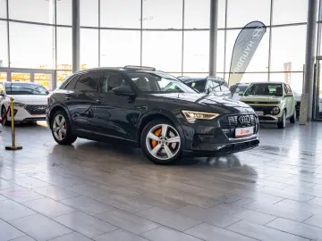 Audi E-TRON 50
