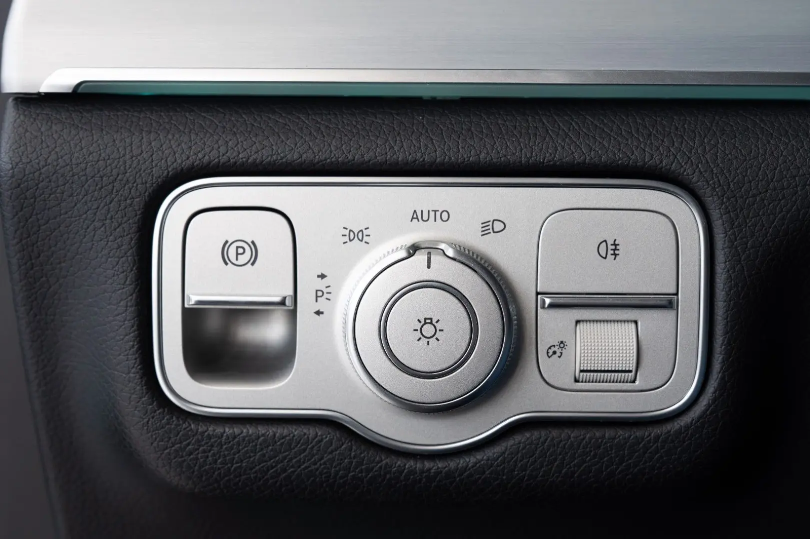 GLE 350 de 4M  LEDER NAVI LED-HIGH DAB 1.HAND