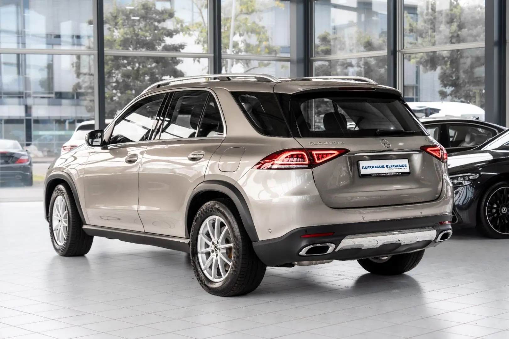 GLE 350 de 4M LEDER NAVI LED 360 KAM 20 LM 1.HD