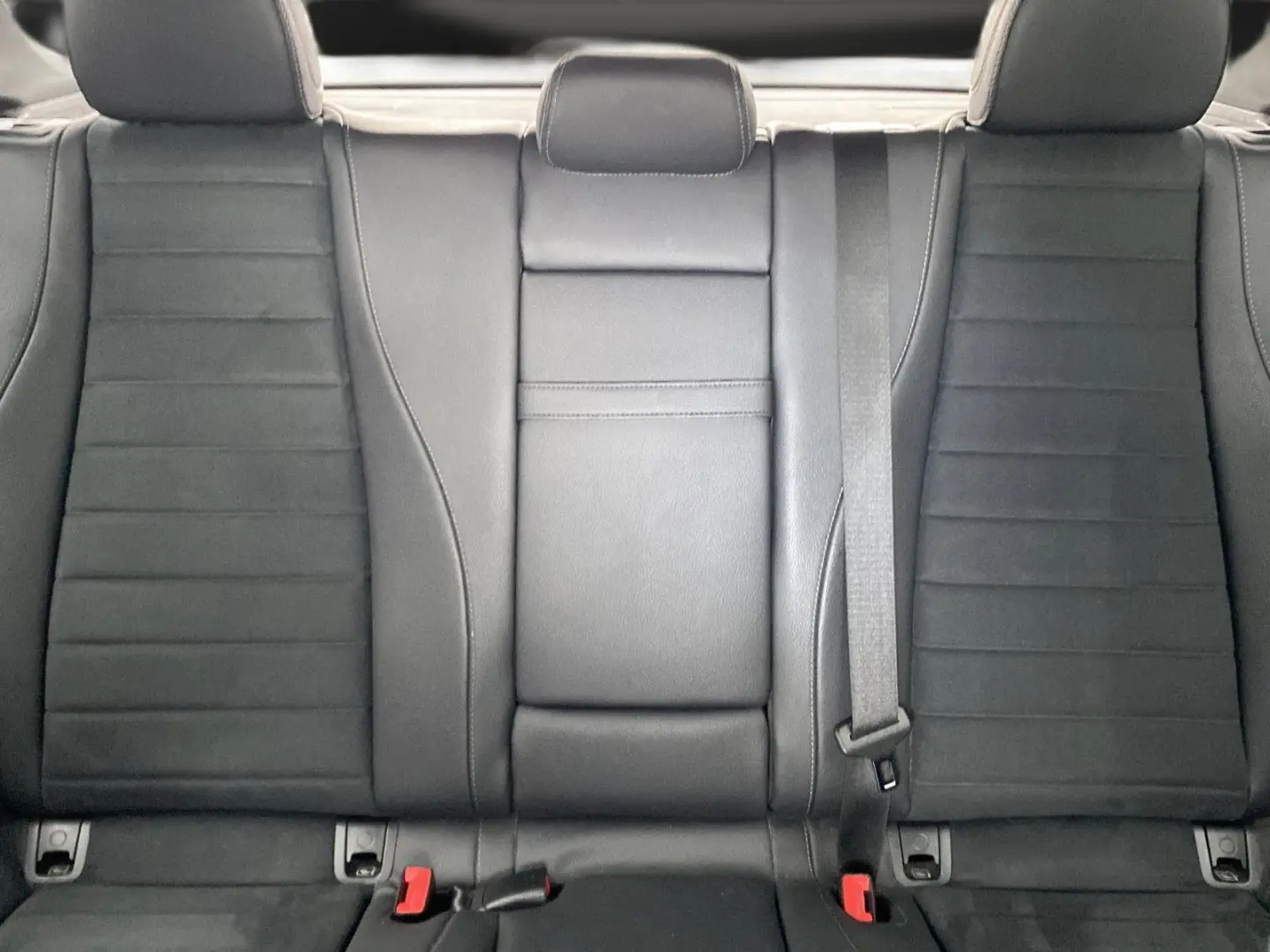 GLE 350 de AMG 20 Distro 360  AHK HUD Alcantara