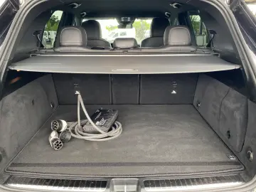 GLE 350 de AMG 20 Distro 360  AHK HUD Alcantara