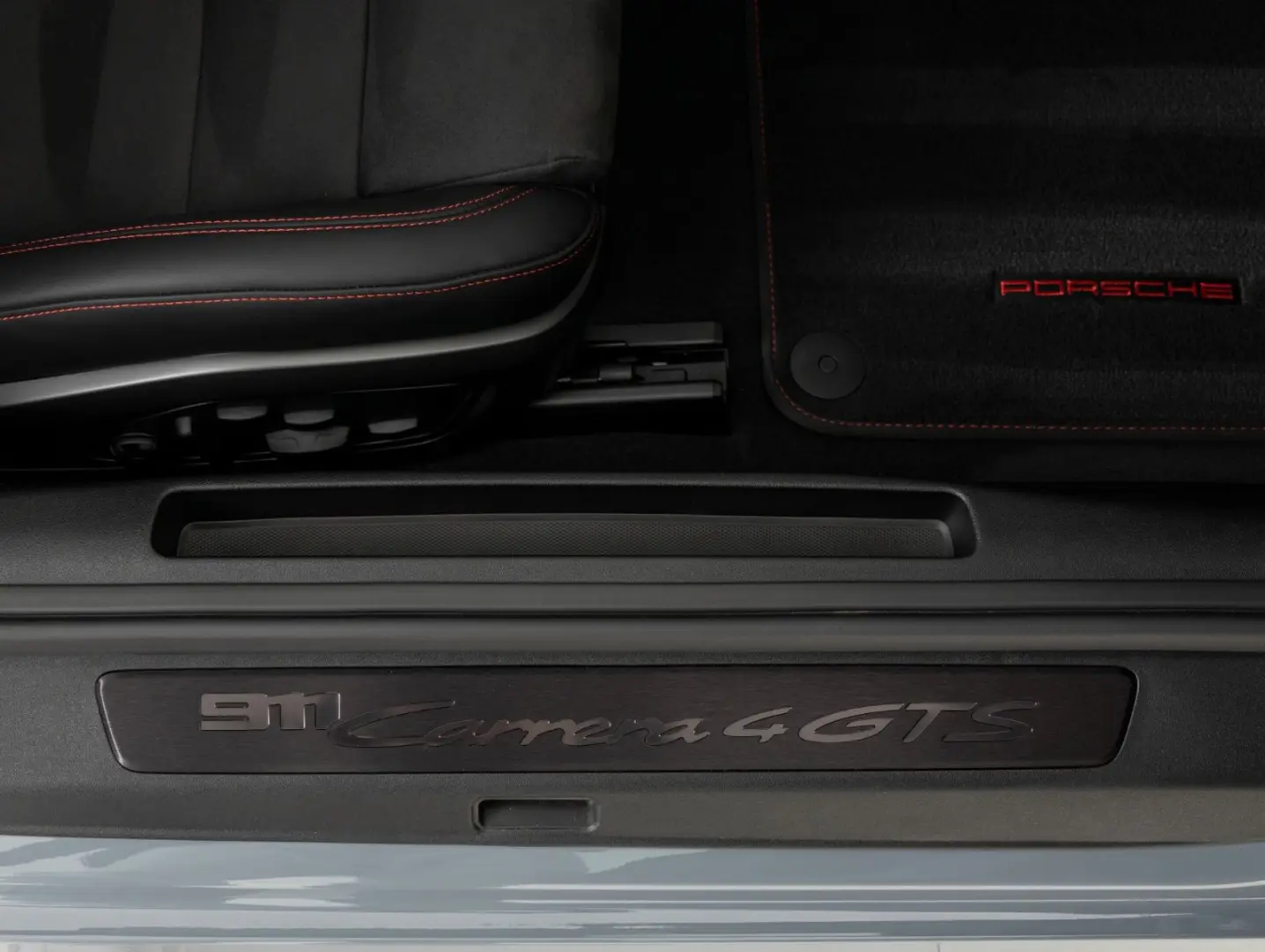 911 Carrera 4 GTS   Hinterachslenkung   Sportsit