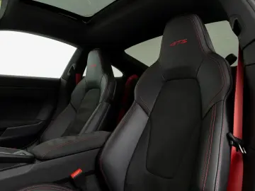 911 Carrera 4 GTS   Hinterachslenkung   Sportsit