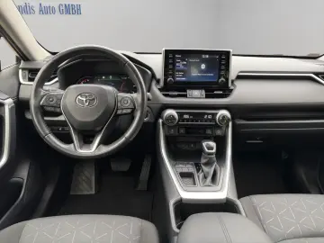 TOYOTA RAV4 FWD