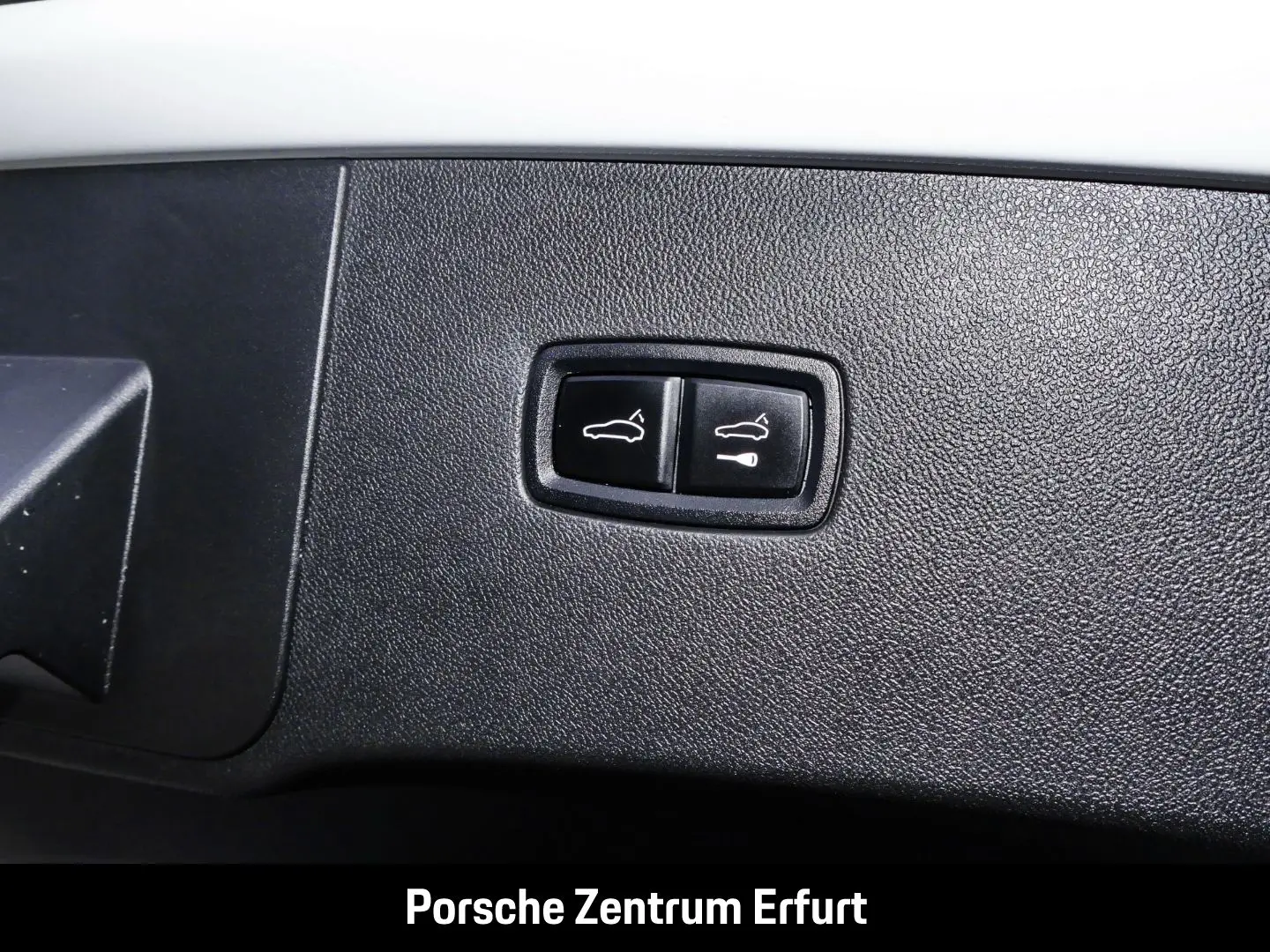 Cayenne Coupe Surround View Bug und Heckblende E