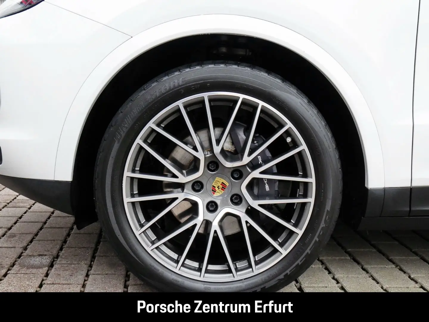 Cayenne Coupe Surround View Bug und Heckblende E