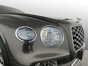 Flying Spur Mulliner V8 Hybrid  Bentley Nürnberg