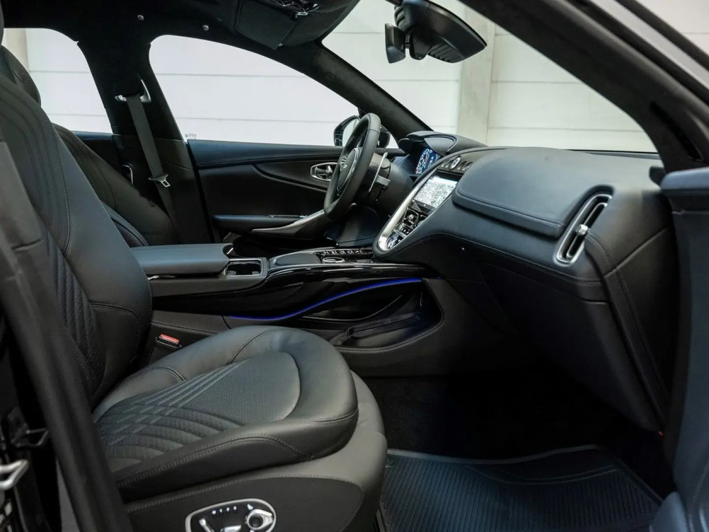 DBX Jet Black Onyx Black