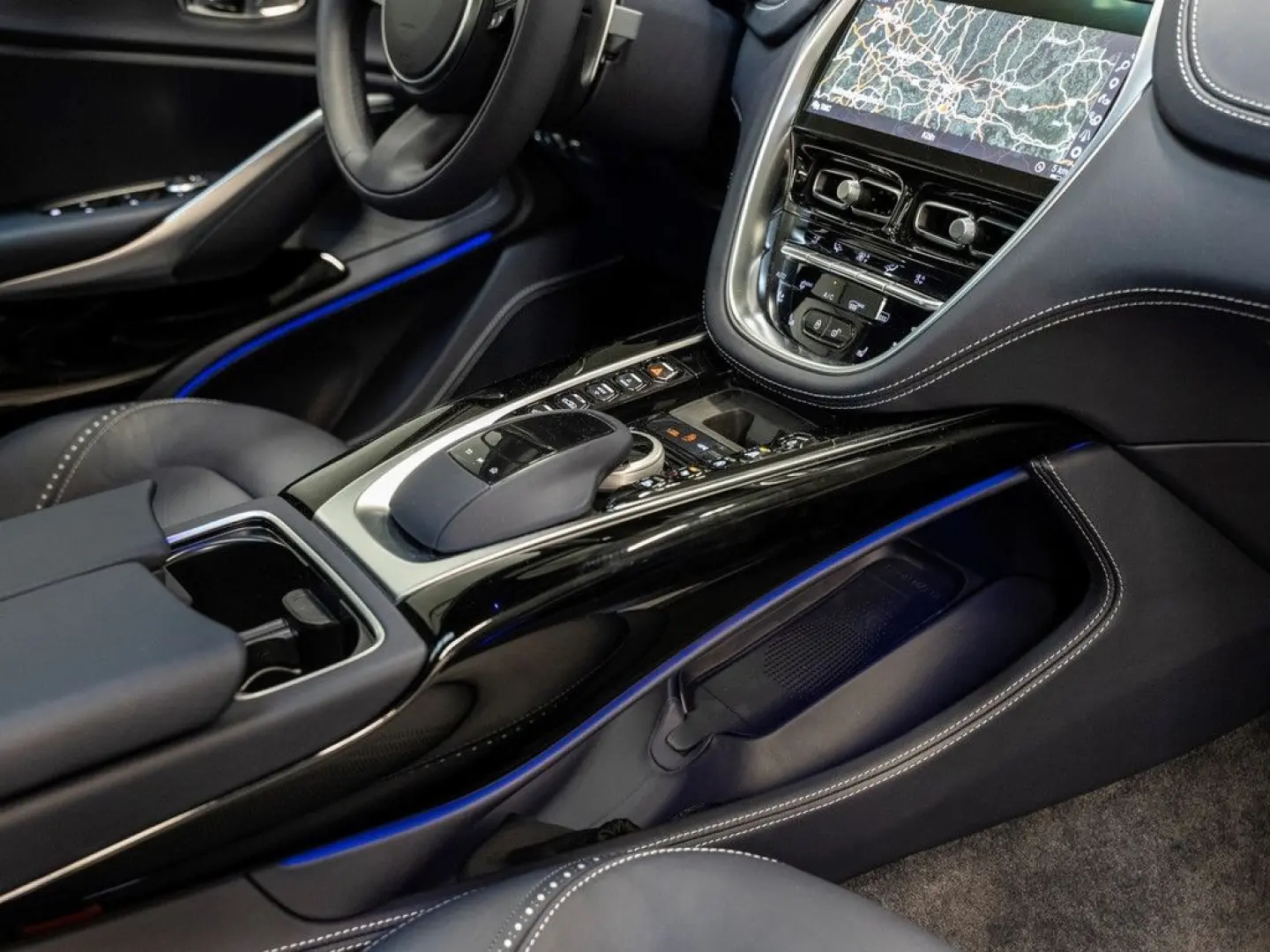 DBX Concours Blue Dark Knight