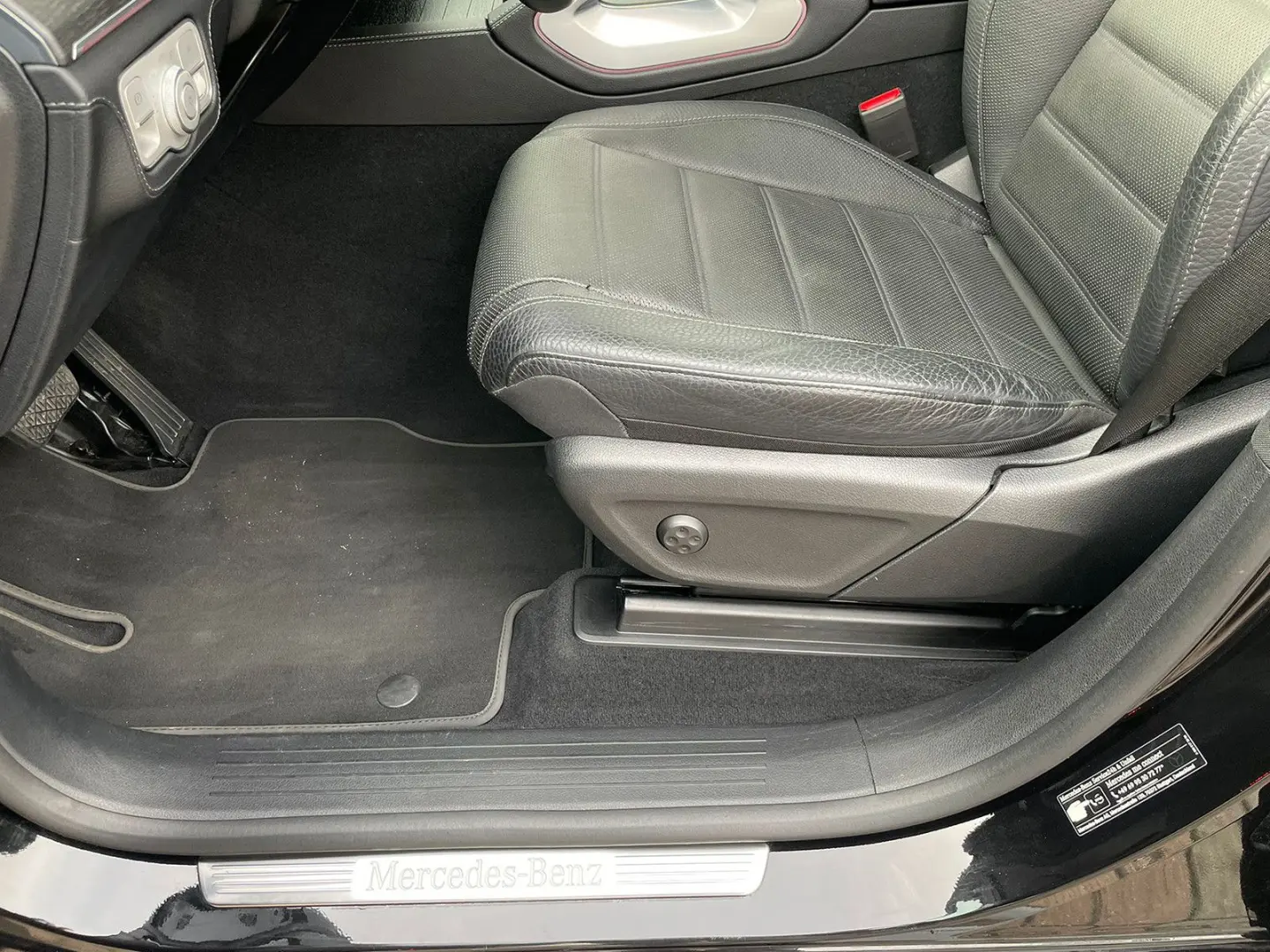 GLE 400d 4Matic AMG-Line Night Burmester Pano