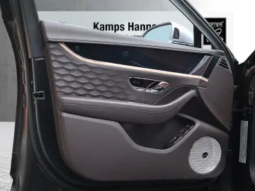 Flying Spur MULLINER V8 Hybrid  Naim RSE