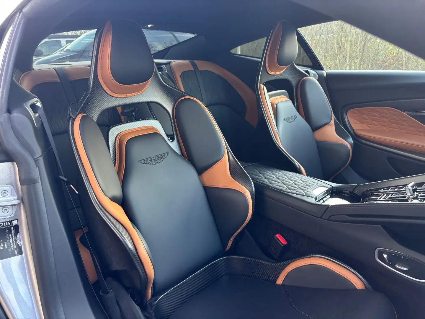 DB12 4.0 V8 Keramik Carbon-Seats BRD
