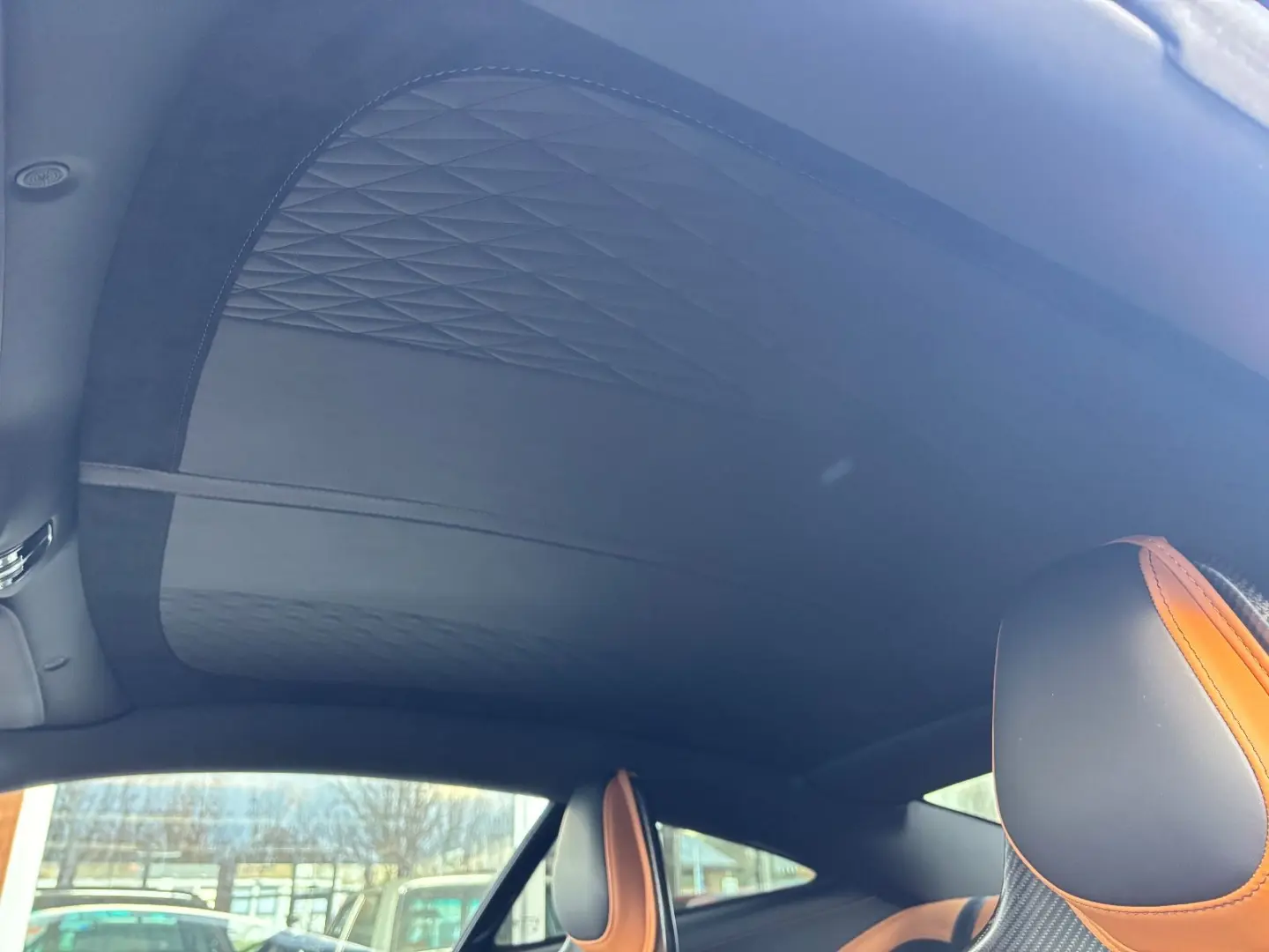 DB12 4.0 V8 Keramik Carbon-Seats BRD