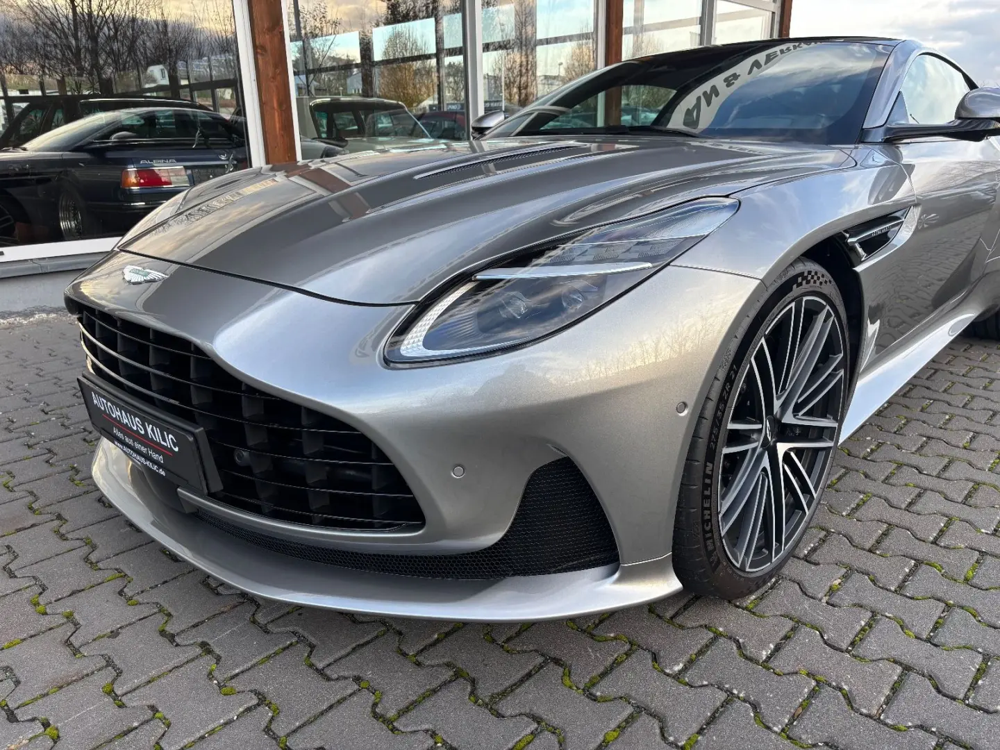 DB12 4.0 V8 Keramik Carbon-Seats BRD